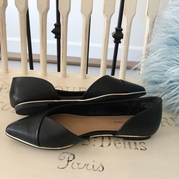 Black Flats, Slip Ons, Pointed Toe, Gold Colour Trim, Nice Condition - Picture 7 of 15